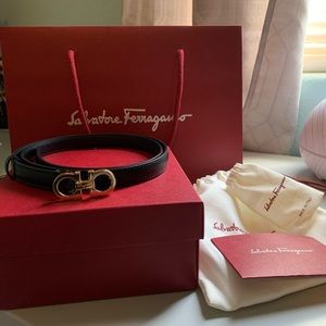 Salvatorre Ferragamo gancini leather belt